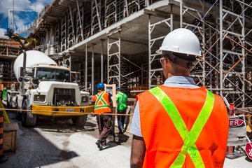 Why Construction Workers Need A CSCS Card